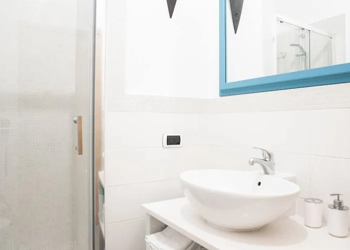 Sorrentovibes - Two Bedrooms In Center With Terrace Διαμέρισμα *